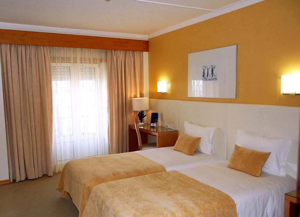 Villas Mare Residence Nazare Bagian luar foto